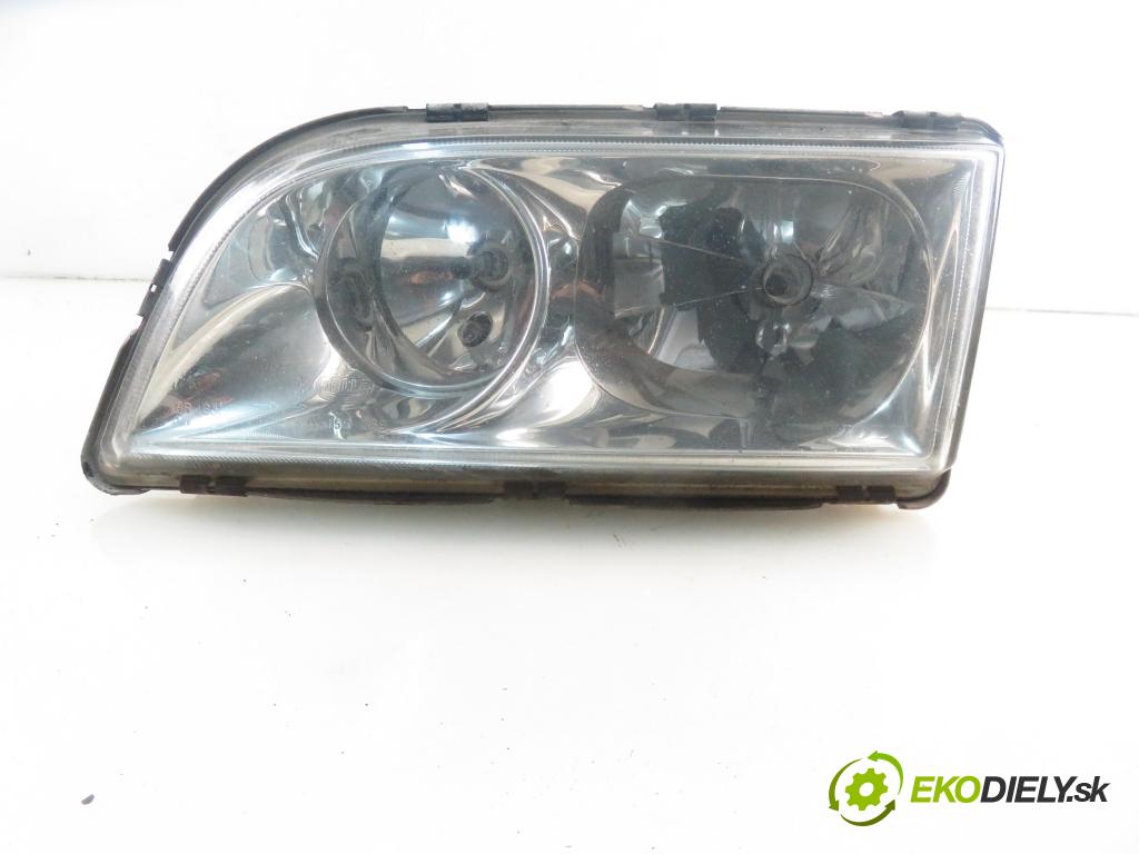 VOLVO V40 Kombi (645) KOMBI 2001 85,00 1.9 DI 116 - D 4192 T3 1870,00 světlo LP 30899682