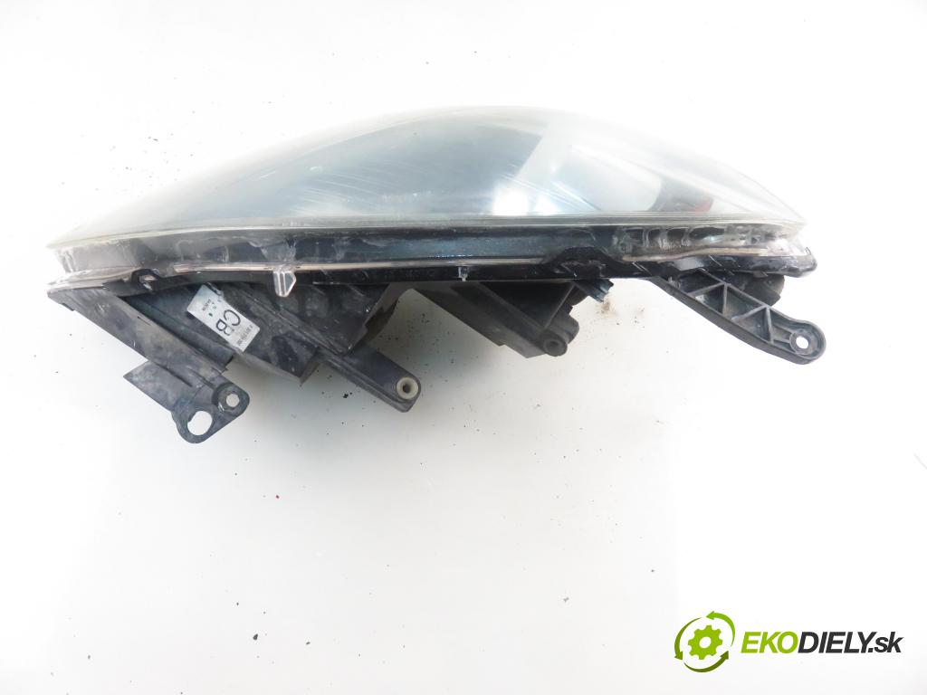 OPEL ZAFIRA B (A05) MINIVAN 2006 103,00 1.8 - Z 18 XER 1796,00 světlo PP 24451053