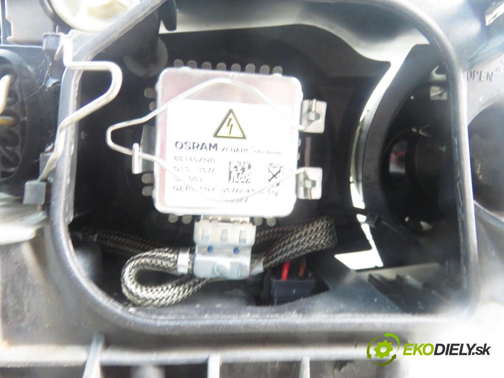 AUDI A4 Avant (8E5, B6) KOMBI 2003 96,00 1.9 TDI - AWX 1896,00 světlo PP