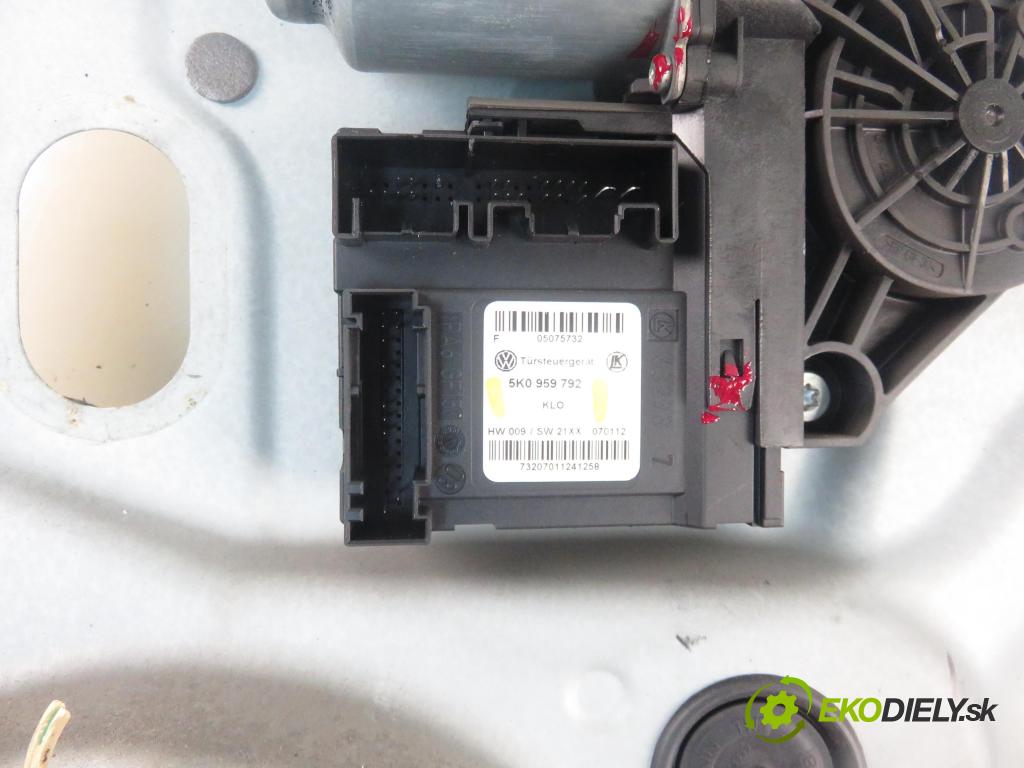 VW TOURAN (1T3) MINIVAN 2012 103,00 2.0 TDI - CFHC 1968,00 mechanismus oken PPE 1T0959702R ; 5K0959792 ; 1T1837730BC