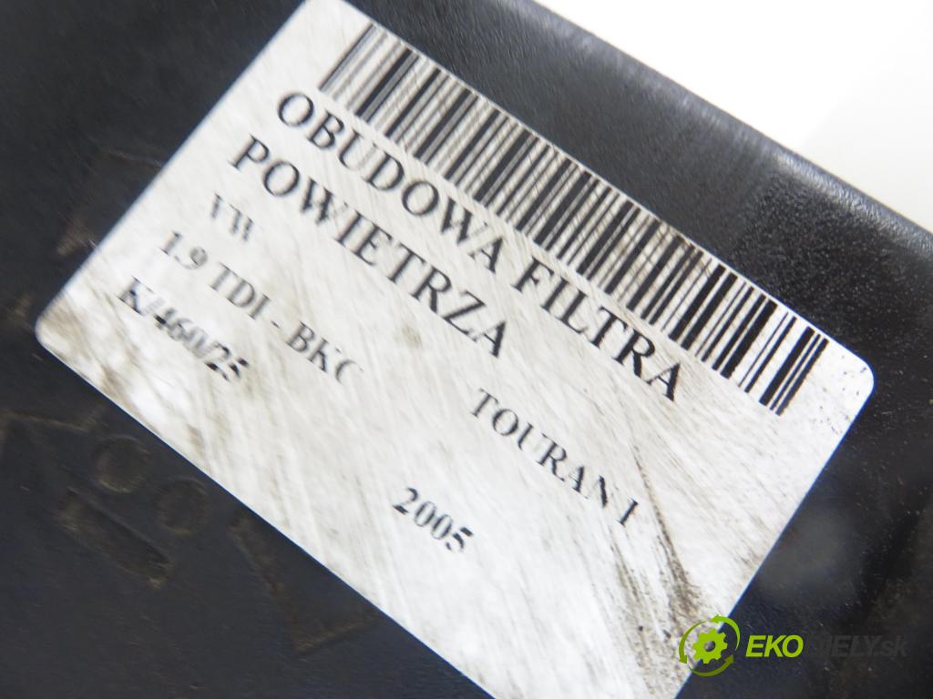 VW TOURAN (1T1, 1T2) MINIVAN 2005 77,00 1.9 TDI - BKC 1896,00 Obal filtra vzduchu 1K0129607R ; 1K0129601AE (Obal filtra vzduchu)