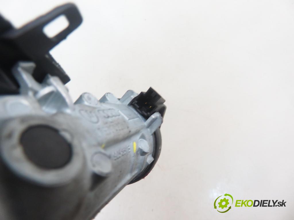 VW TOURAN (1T3) MINIVAN 2012 103,00 2.0 TDI - CFHC 1968,00 spinačka 1K0905851B ; 5K0837202AD (Spínacia skrinka)