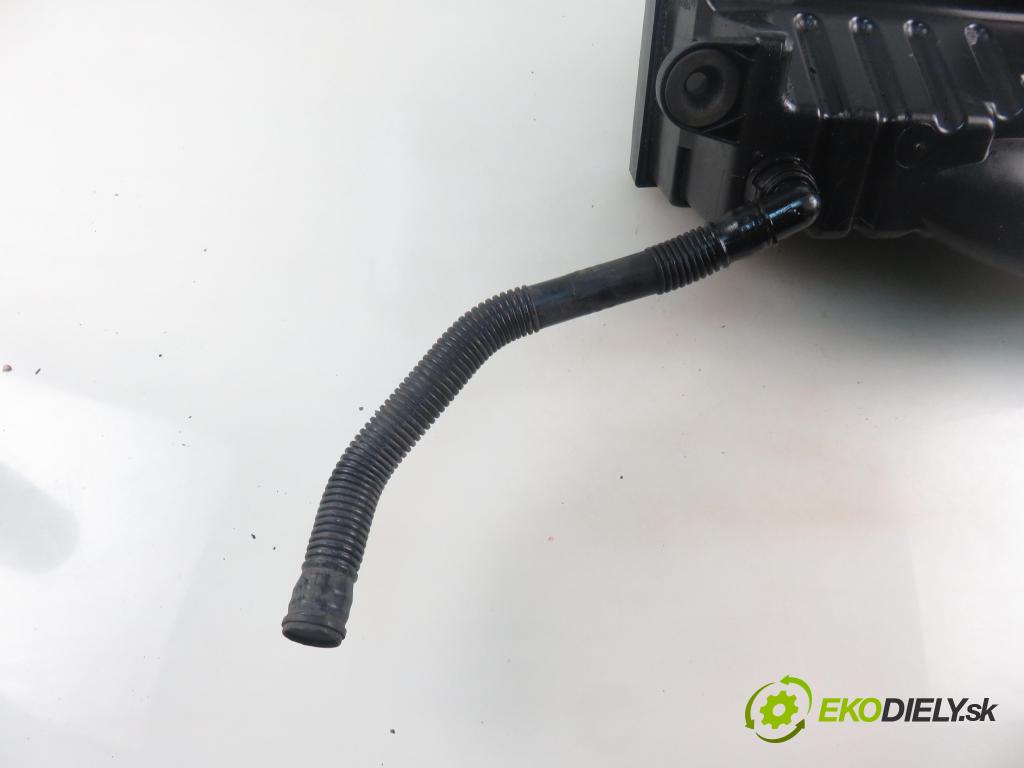 VW TOURAN (1T3) MINIVAN 2012 103,00 2.0 TDI - CFHC 1968,00 Obal filtra vzduchu 3C0129601CD ; 3C0129607BG (Obal filtra vzduchu)