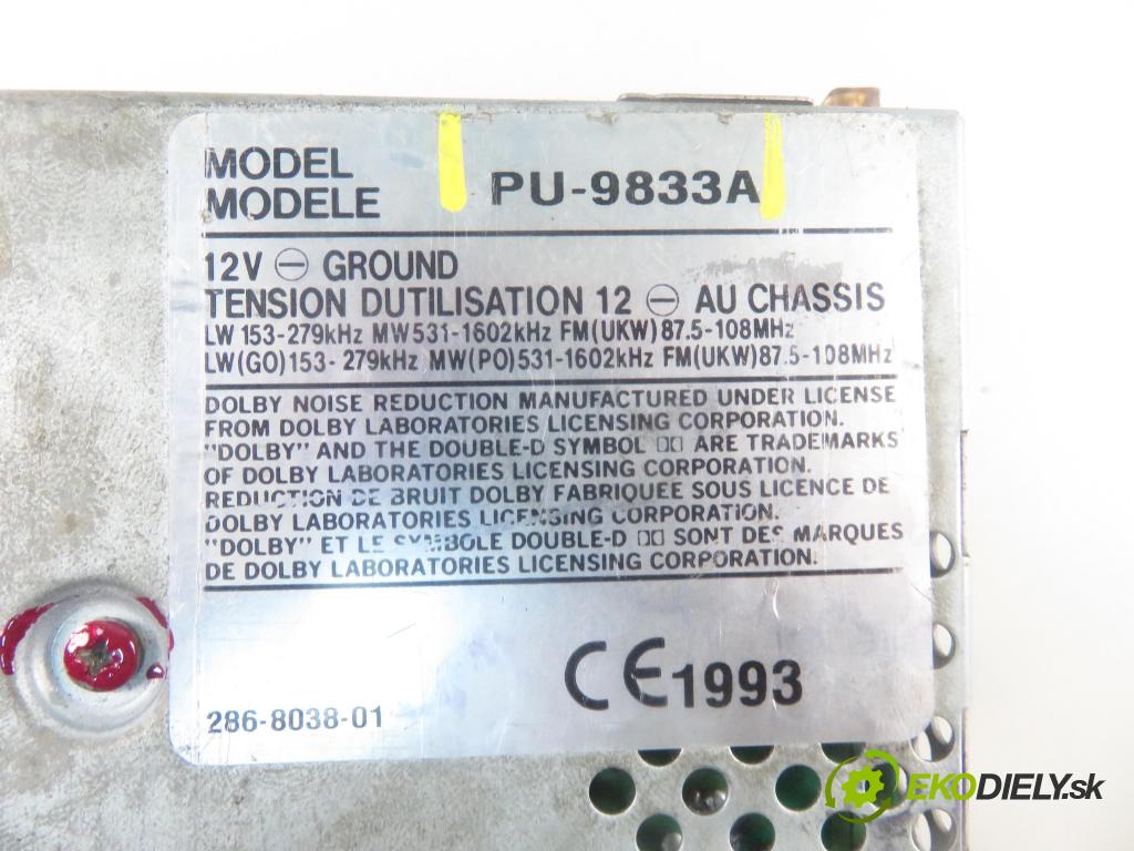 MERCEDES-BENZ Sedan (W124) SEDAN 1987 66,00 250 D 2497,00 RADIO Modul PU9833A