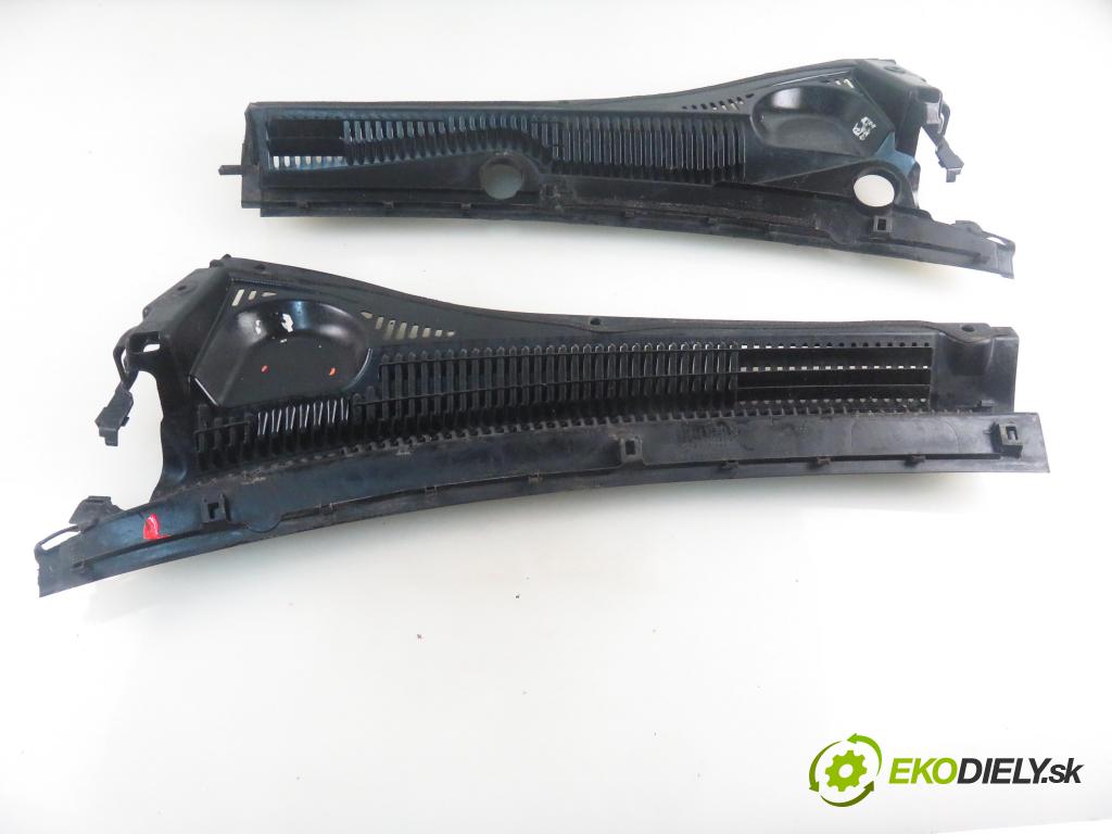 SUZUKI SX4 (EY, GY) CROSSOVER 2008 79,00 1.6 VVT 4x4 (RW 416) 107 - M16A 1586,00 Torpédo, plast pod čelné okno 7233179J1 (Torpédo)