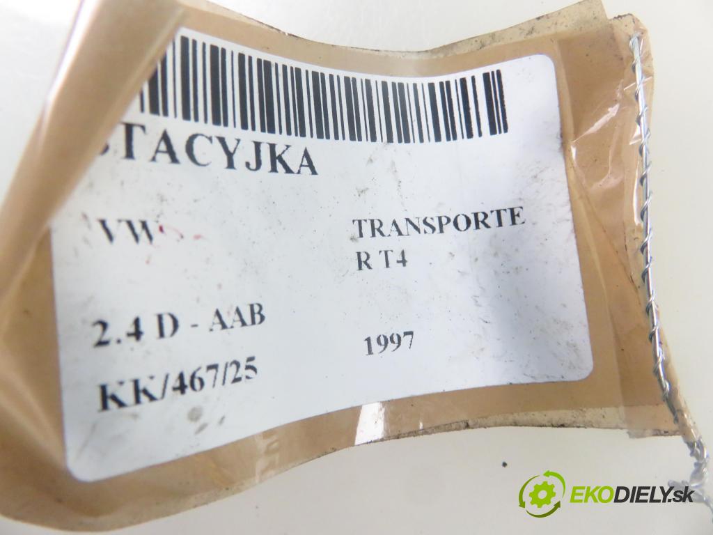 VW TRANSPORTER IV Skrzynia (70XA) FURGON 1997 57,00 2.4 D 78 - AAB 2370,00 spinačka 701905851 (Spínacia skrinka)