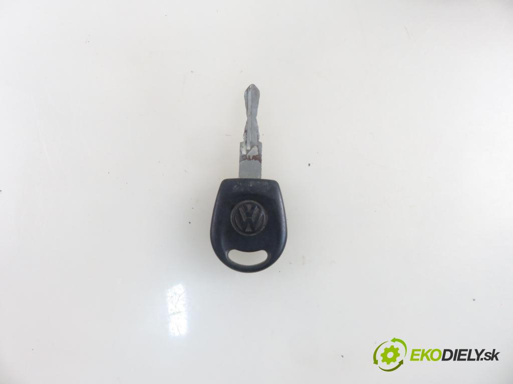 VW TRANSPORTER IV Skrzynia (70XA) FURGON 1997 57,00 2.4 D 78 - AAB 2370,00 spinačka 701905851 (Spínacia skrinka)