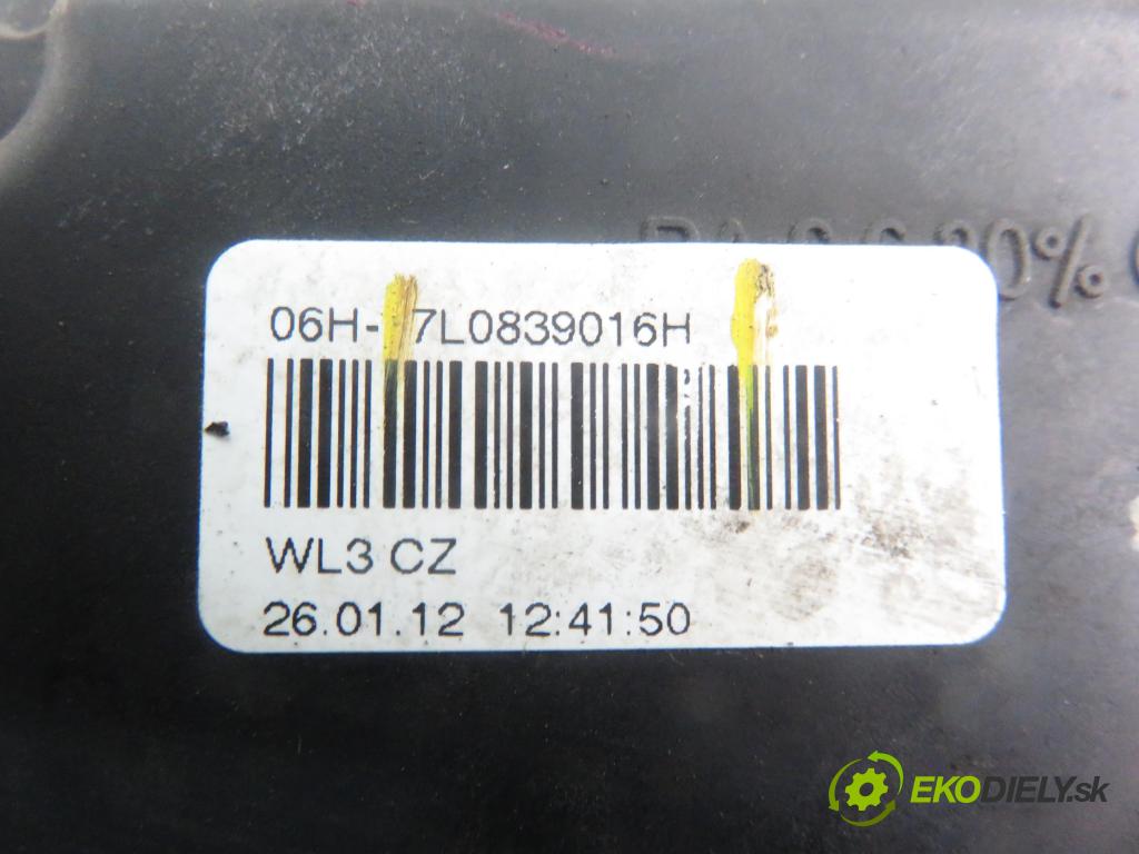 VW TOURAN (1T3) MINIVAN 2012 103,00 2.0 TDI - CFHC 1968,00 zámok PTE 7L0839016H