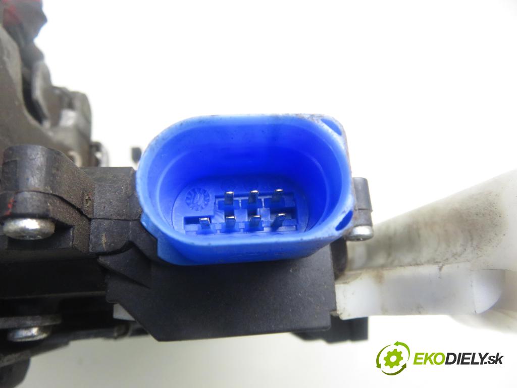 VW TOURAN (1T3) MINIVAN 2012 103,00 2.0 TDI - CFHC 1968,00 zámok PTE 7L0839016H