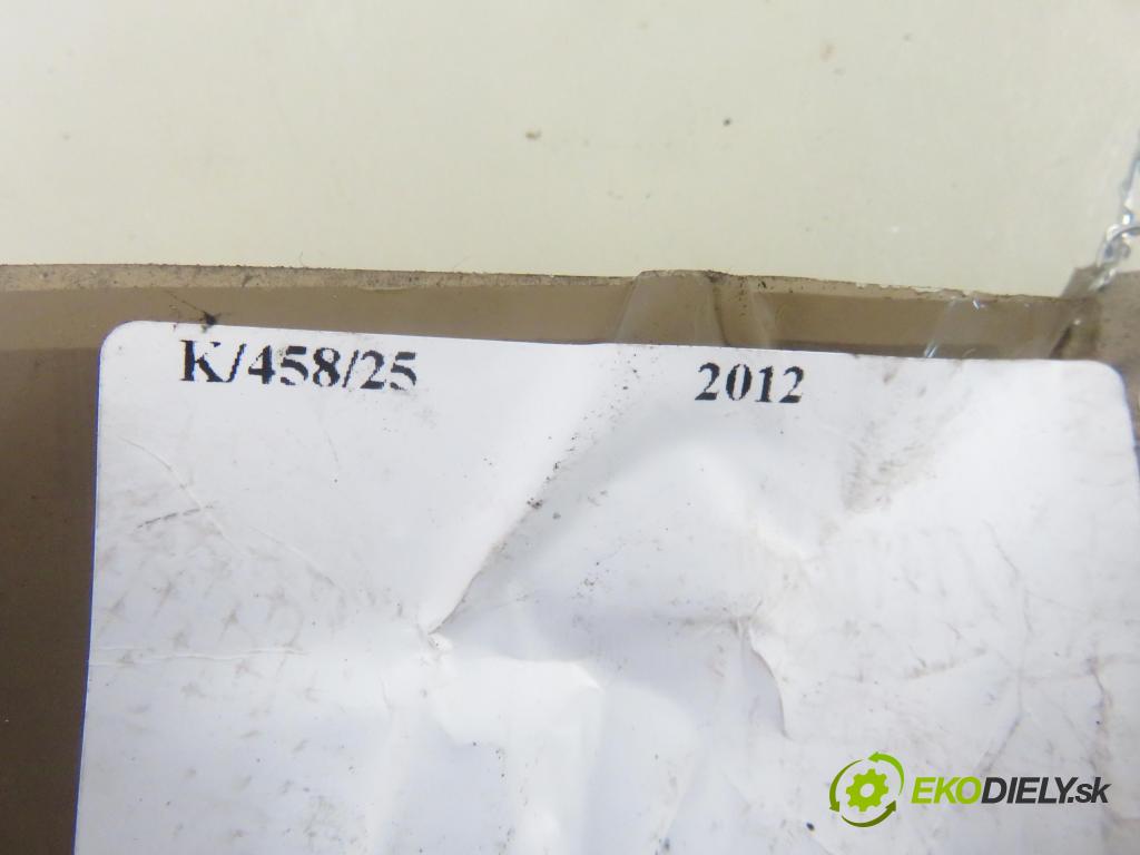 VW TOURAN (1T3) MINIVAN 2012 103,00 2.0 TDI - CFHC 1968,00 zámok dveří kufr EL. 1T0827505H