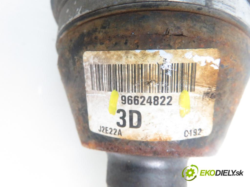 CHEVROLET CAPTIVA (C100, C140) SUV 2012 135,00 2.2 D 4WD 184 - Z 22 D1 2231,00 Poloos pravé zadné 96624822