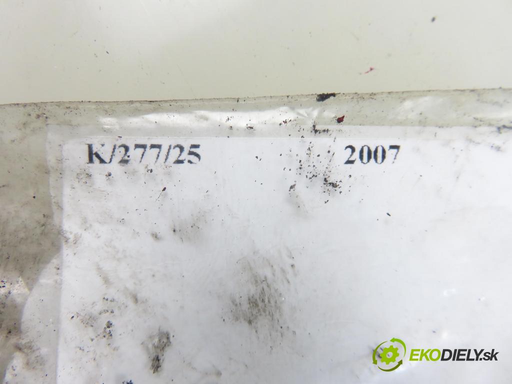 KIA SORENTO I (JC) SUV 2007 103,00 2.5 CRDi 140 - D4CB 2497,00 KOMPRESOR: klimatizácie 20946171 (Kompresor klimatizácie)