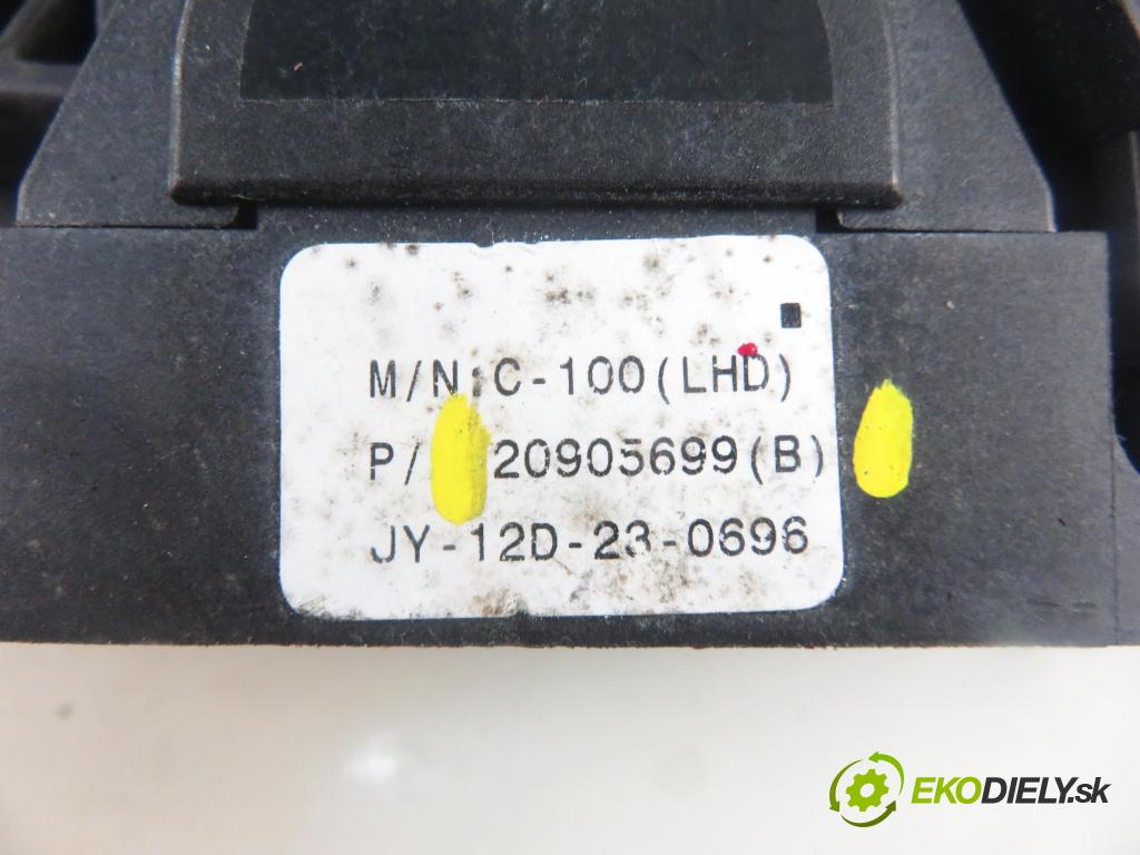 CHEVROLET CAPTIVA (C100, C140) SUV 2012 135,00 2.2 D 4WD 184 - Z 22 D1 2231,00 Potenciometer plynu 20905699 (Pedál)