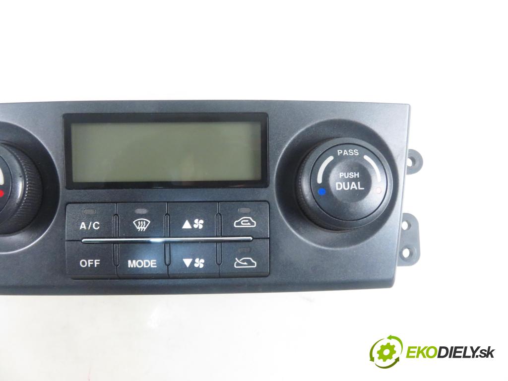 KIA SORENTO I (JC) SUV 2007 103,00 2.5 CRDi 140 - D4CB 2497,00 Panel kúrenia KLIMATRONIK 972503E260