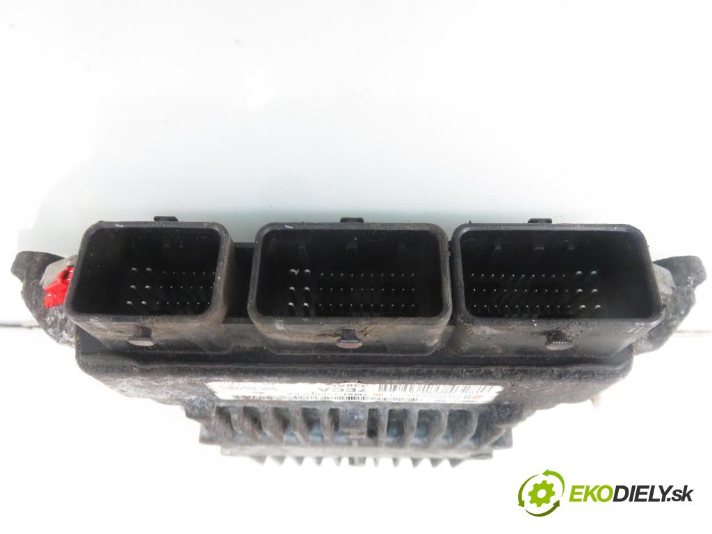 FORD FOCUS II (DA_, HCP) HB 2005 100,00 2.0 TDCi - G6DA 1997,00 Riadiaca jednotka Motor 7M5112A650PA ; 5WS40332CT