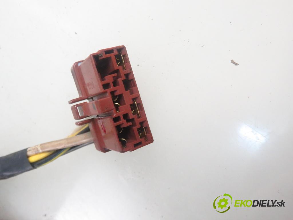 HONDA ACCORD V (CE, CF_) SEDAN 1996 77,00 2.0 TDi (CF1) - 20T2N 1994,00 spinačka  (Spínacia skrinka)