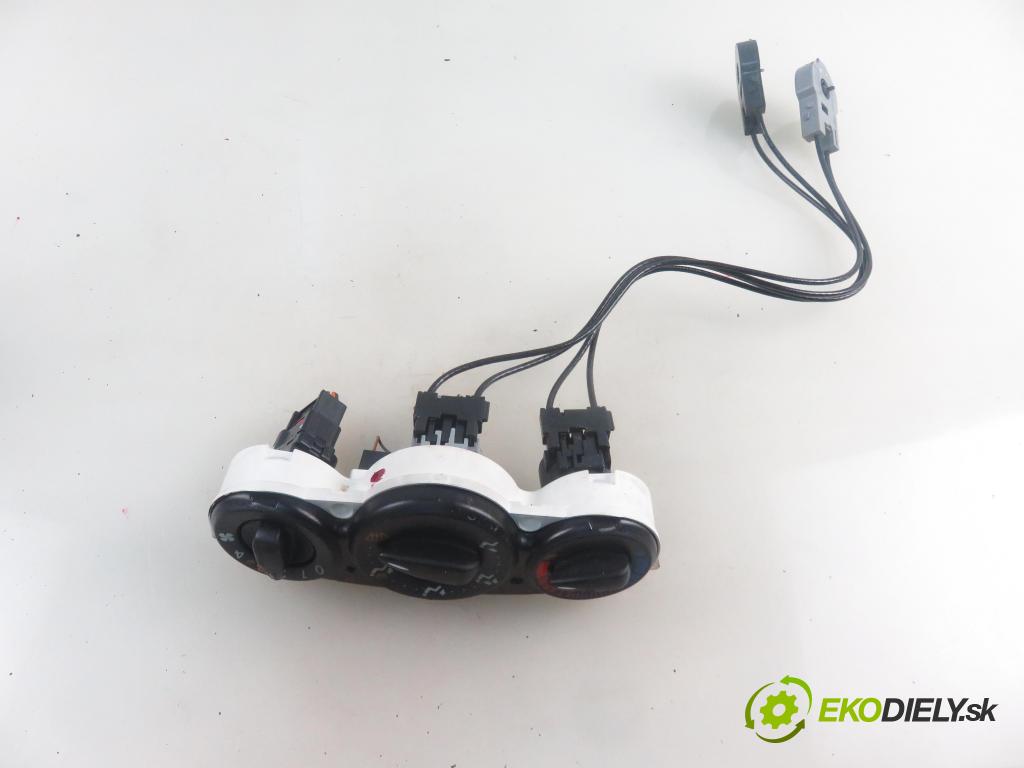 FORD FOCUS (DAW, DBW) HB 2002 74,00 1.6 16V 100 - FYDA 1596,00 Panel kúrenia KLIMATIZACE: 1S4H18C419BA ; 98AB18C419AF