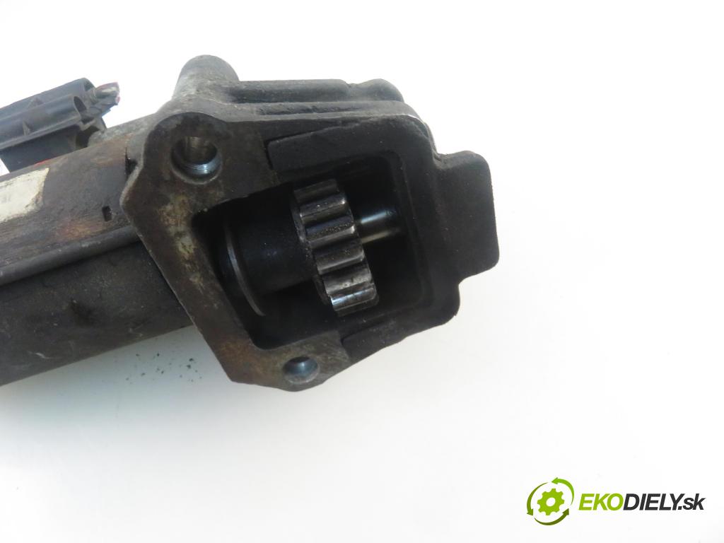 FORD TRANSIT Furgon (FA_ _) CHLODNIA 2005 63,00 2.0 DI 86 - F3FA 1998,00 Štartér  (Štartér)