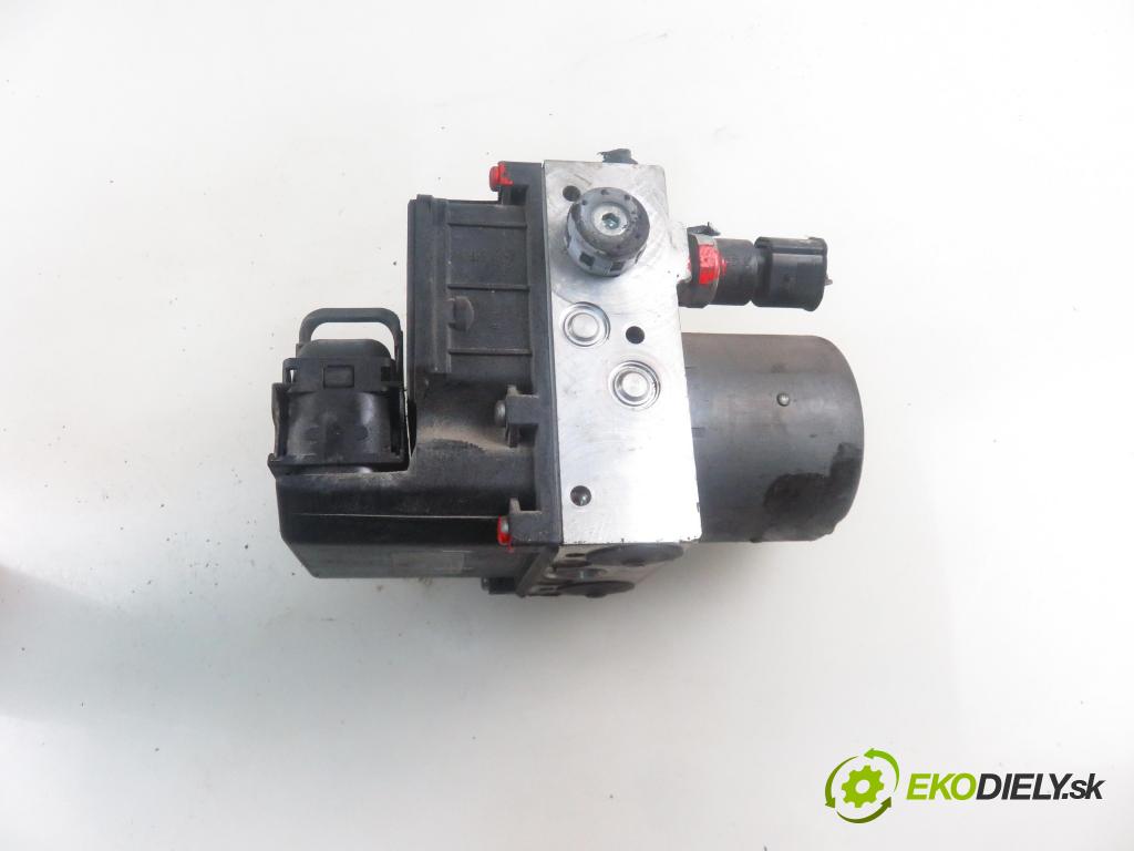 AUDI A4 (8E2, B6) SEDAN 2003 74,00 1.9 TDI PD 101 - AVB 1896,00 Pumpa ABS 0265950011 ; 0265225048 ; 8E0614517 (Pumpa ABS)