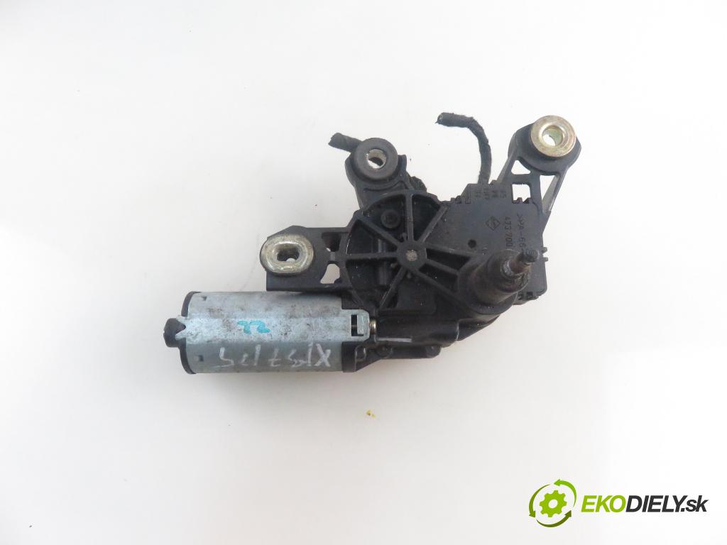 AUDI A3 (8L1) HB 2001 75,00 1.6 - AVU 1595,00 motorek stěrače ZADNÍ: 8L0955711B