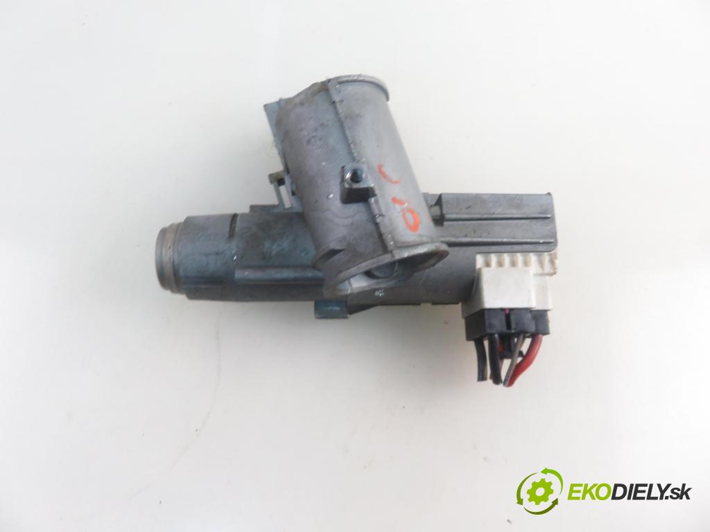 SEAT ALHAMBRA (7V8, 7V9) VAN 1999 81,00 1.9 TDI 110 - AFN 1896,00 spinačka P012106 (Spínacia skrinka)