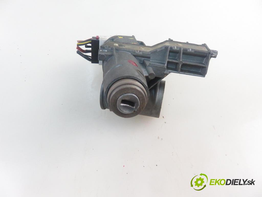 SEAT ALHAMBRA (7V8, 7V9) VAN 1999 81,00 1.9 TDI 110 - AFN 1896,00 spinačka P012106 (Spínacia skrinka)