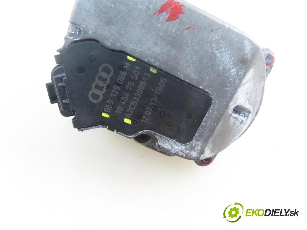 AUDI A6 (4F2, C6) SEDAN 2004 165,00 3.0 TDI quattro - BMK 2967,00 Nastavovač zvod, potrubie 059129086M ; A2C53308513 (Motorček ostatné)