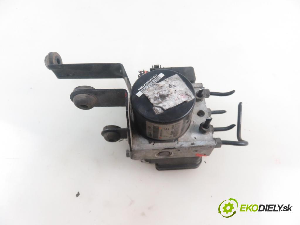 FORD FOCUS II Turnier (DA_, FFS, DS) KOMBI 2009 66,00 1.6 TDCi - GPDA 1560,00 Pumpa ABS 10097001293 ; 28570028033 ; 8M512M110AA (Pumpa ABS)