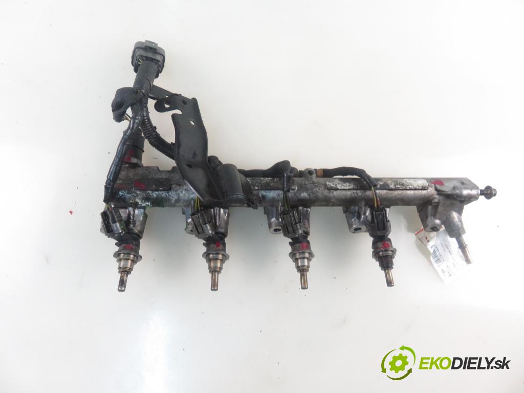 MAZDA CX-7 (ER) SUV 2008 175,00 2.3 MZR DISI Turbo AWD 238 - L3-VDT 2261,00 Lišta vstrekovacia  (Vstrekovacia lišta)