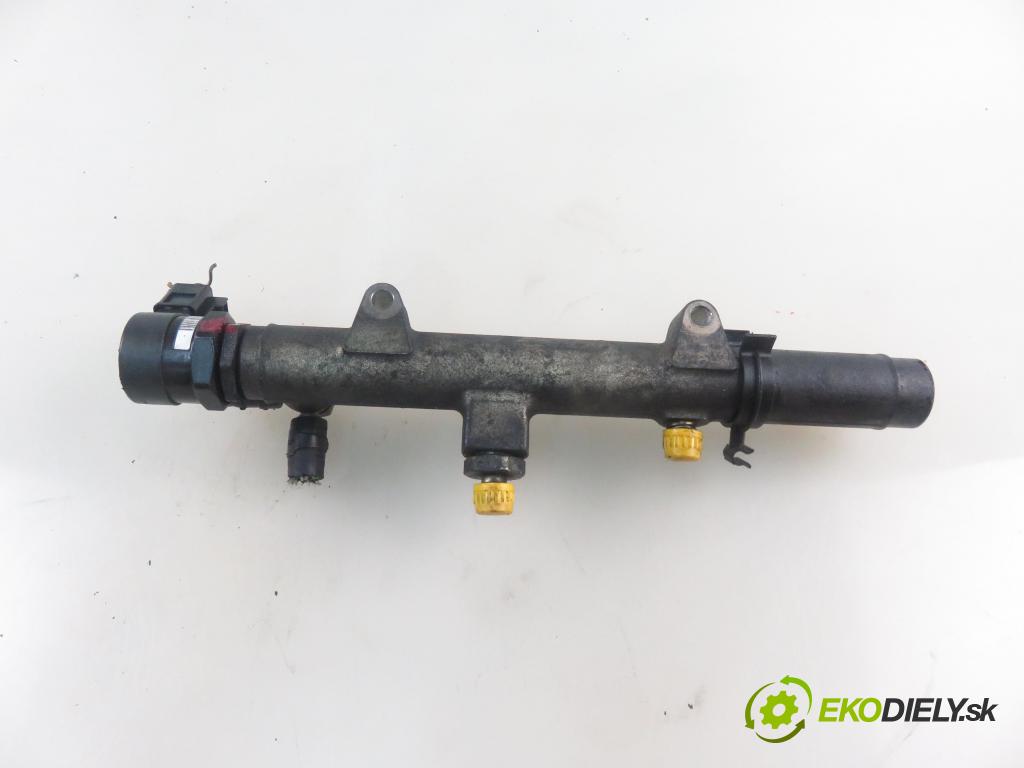 AUDI A6 (4F2, C6) SEDAN 2004 165,00 3.0 TDI quattro - BMK 2967,00 Lišta vstrekovacia 0281002665 ; 057130764B ; 059130090J (Vstrekovacia lišta)