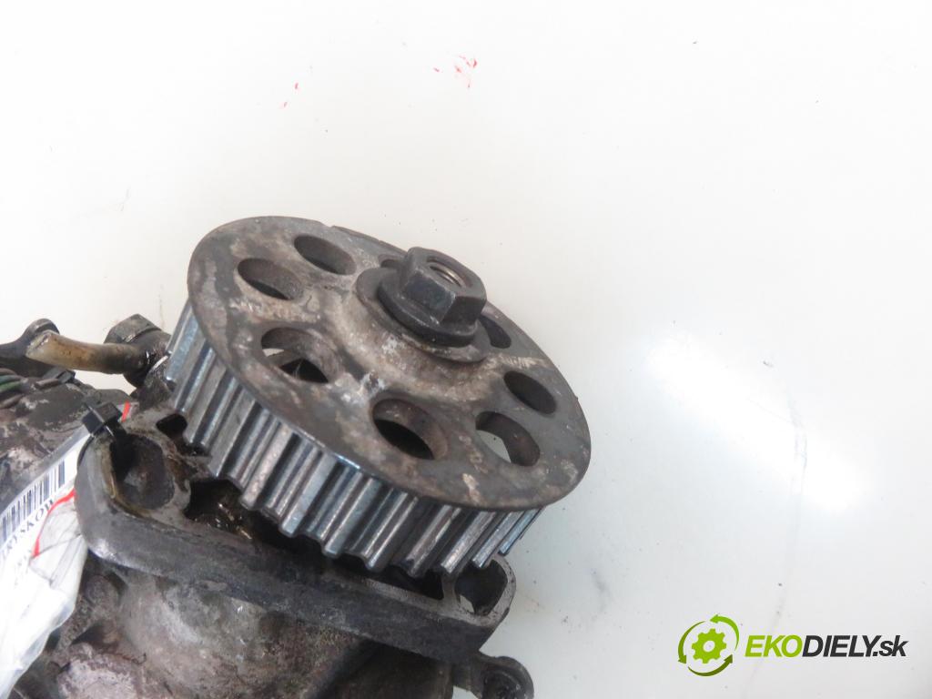 VW TRANSPORTER IV Skrzynia (70XA) FURGON 1997 57,00 2.4 D 78 - AAB 2370,00 Pumpa vstrekovacia 0460485003 ; 074130107E (Vstrekovacie čerpadlo)