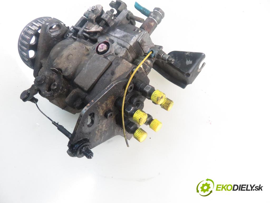 VW TRANSPORTER IV Skrzynia (70XA) FURGON 1997 57,00 2.4 D 78 - AAB 2370,00 Pumpa vstrekovacia 0460485003 ; 074130107E (Vstrekovacie čerpadlo)