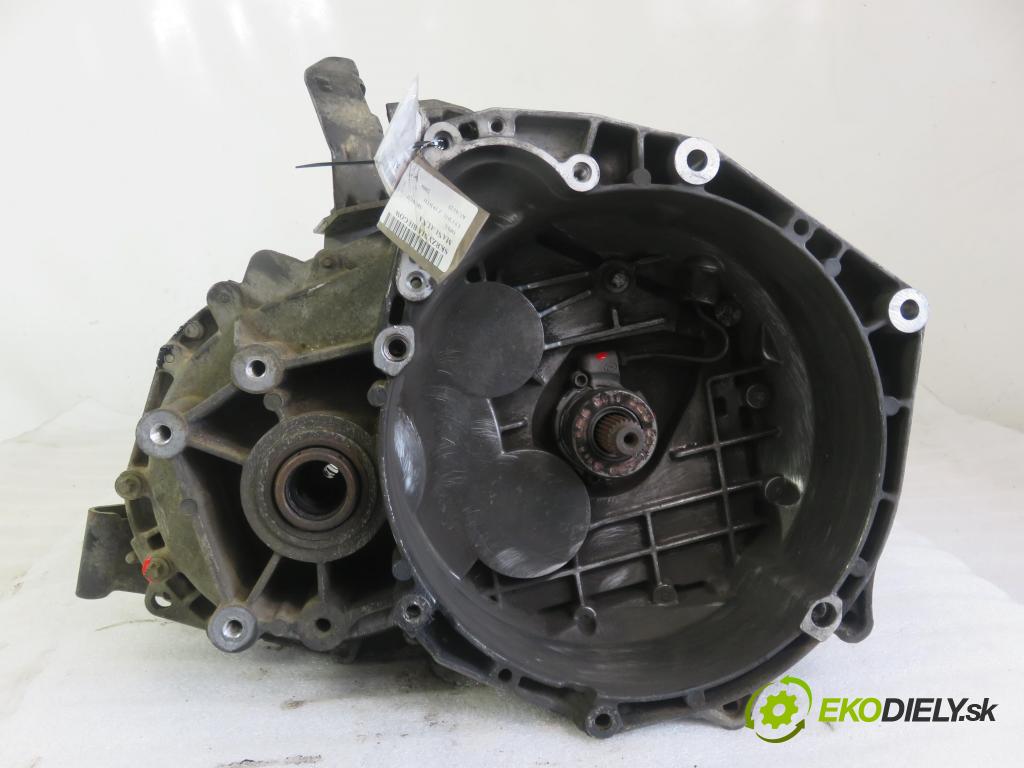 OPEL SIGNUM HB 2004 110,00 1.9 CDTI 150 1910,00 Prevodovka MANUALNA F40