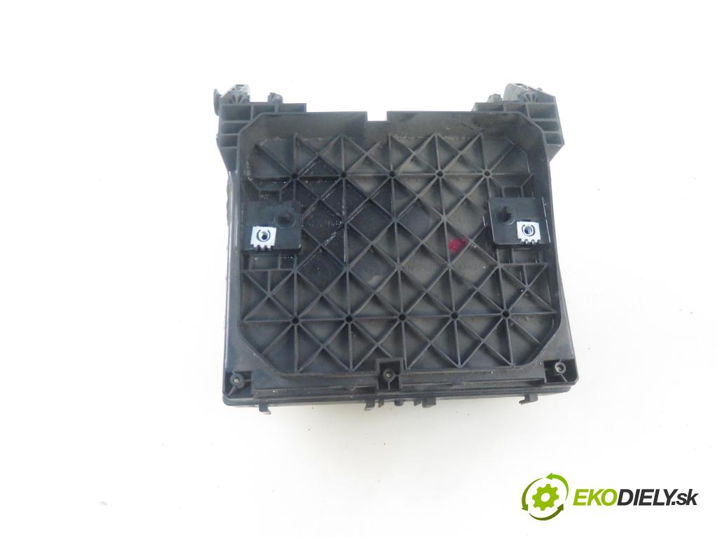 SEAT ALHAMBRA (7V8, 7V9) MINIVAN 2005 96,00 1.9 TDI - ASZ 1896,00 MODUL BSI 7M3962258AH ; 4M2114B205CA ; S120042300C