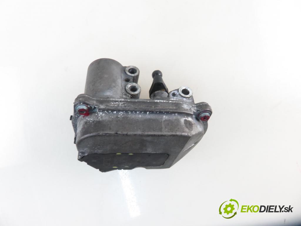 AUDI A6 (4F2, C6) SEDAN 2004 165,00 3.0 TDI quattro - BMK 2967,00 Nastavovač zvod, potrubie 059129086M ; A2C53308513 (Motorček ostatné)