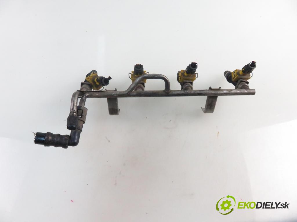 OPEL ASTRA G liftback (T98) HB 2001 62,00 1.6 8V - Z 16 SE 1598,00 Lišta vstrekovacia 25317316 (Vstrekovacia lišta)