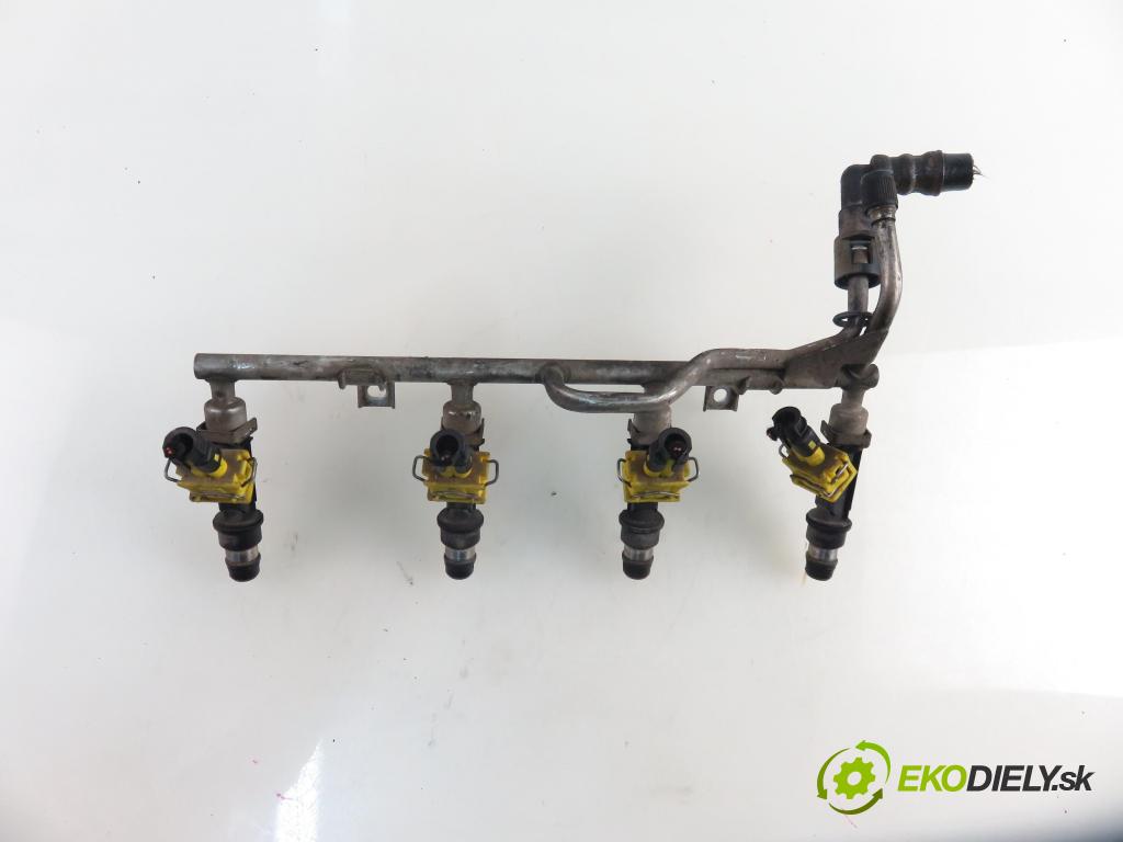 OPEL ASTRA G liftback (T98) HB 2001 62,00 1.6 8V - Z 16 SE 1598,00 Lišta vstrekovacia 25317316 (Vstrekovacia lišta)