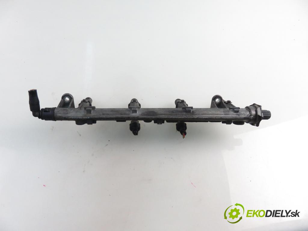 LANCIA LYBRA (839_) SEDAN 2002 96,00 1.8 16V (839AXB1A, 839AXG1A) - 839 A7.000 1747,00 Lišta vstrekovacia IWP006 (Vstrekovacia lišta)