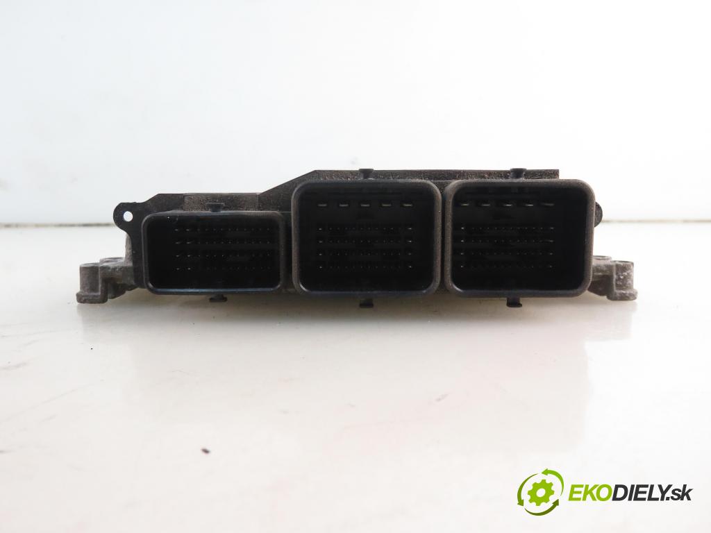 PEUGEOT PARTNER Tepee KOMBIVAN 2010 68,00 1.6 e-HDi 90 8V - 9HP (DV6DTED) 1560,00 Riadiaca jednotka Motor 9675352380 ; 9666729580 ; 0281017334