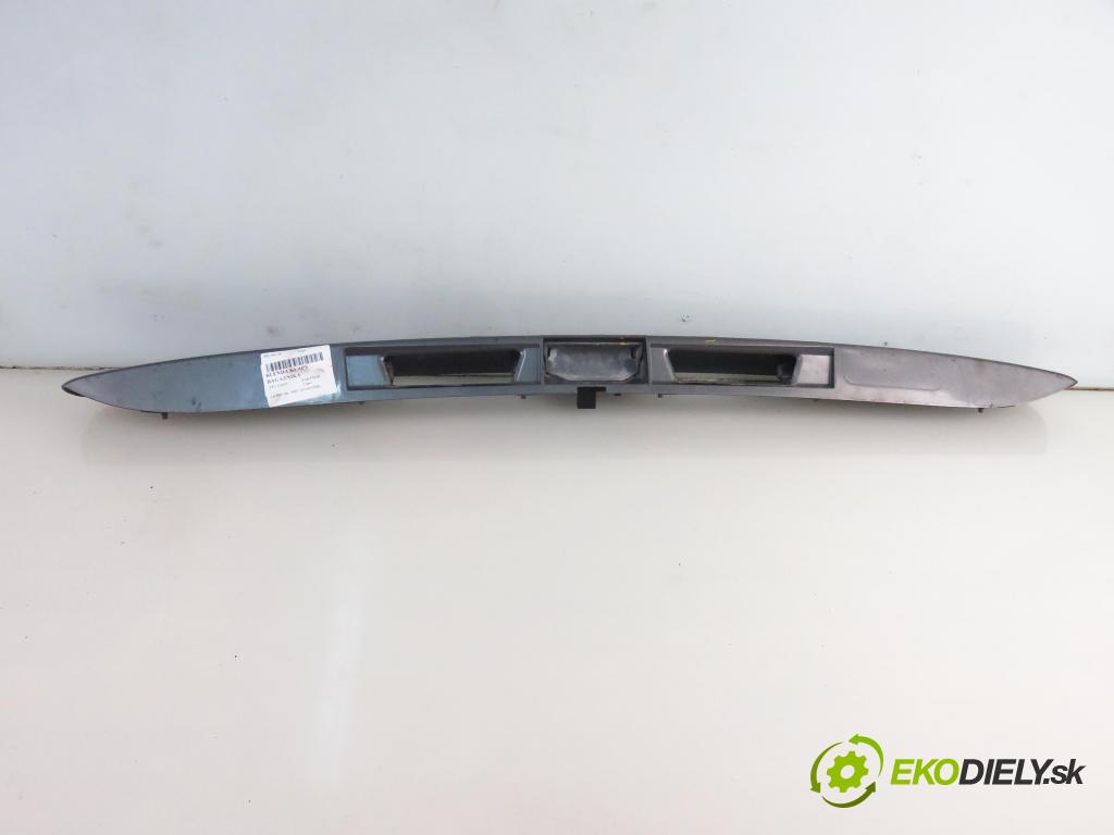 PEUGEOT PARTNER Tepee KOMBIVAN 2010 68,00 1.6 e-HDi 90 8V - 9HP (DV6DTED) 1560,00 zadní část - čelo dveří kufr 9683111177