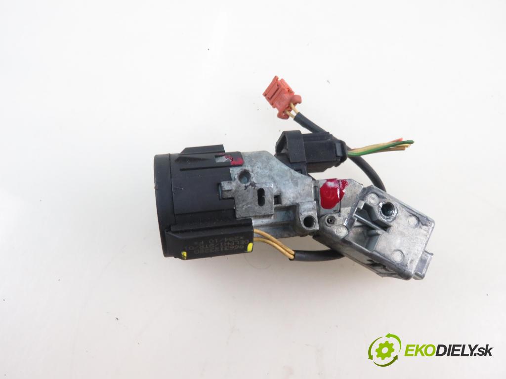 PEUGEOT PARTNER Tepee KOMBIVAN 2010 68,00 1.6 e-HDi 90 8V - 9HP (DV6DTED) 1560,00 spinačka N0502455 ; 9663123280 (Spínacia skrinka)