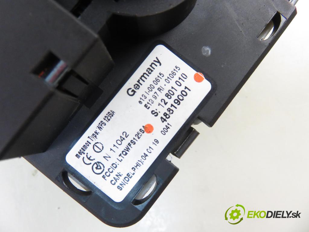 SAAB 9-3 (YS3F) SEDAN 2004 0,00 2.2 TiD - D223L 2171,00 spinačka 48819001 (Spínacia skrinka)