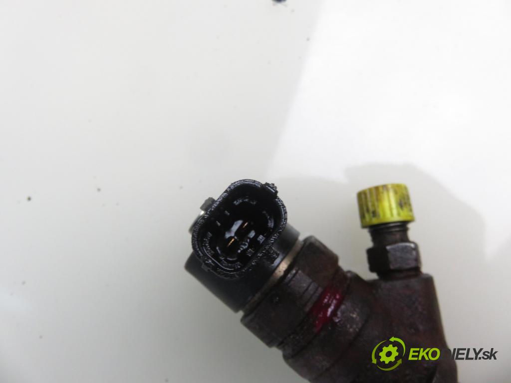 KIA SORENTO I (JC) SUV 2007 103,00 2.5 CRDi 140 - D4CB 2497,00 vstřikovač 0445110275 (Vstřikovače)