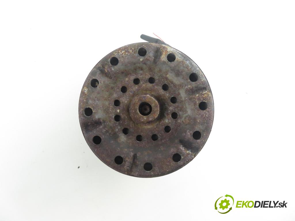 TOYOTA AVENSIS sedan (_T25_) SEDAN 2006 81,00 1.6 VVT-i (ZZT250_) 110 - 3ZZ-FE 1598,00 KOMPRESOR: klimatizace GE4472209249 (Kompresory)