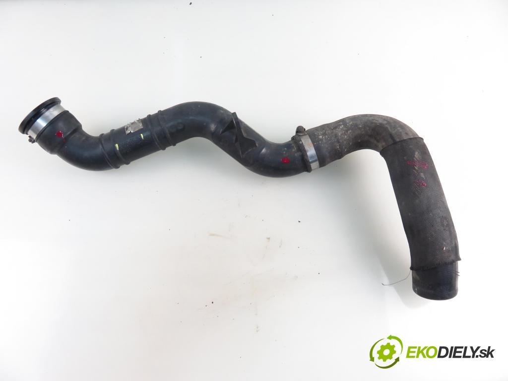 FIAT SEDICI (189_) CROSSOVER 2007 88,00 1.9 D Multijet 120 4x4 - D19AA 1910,00 Rúra intercoolera turba 1366079J50