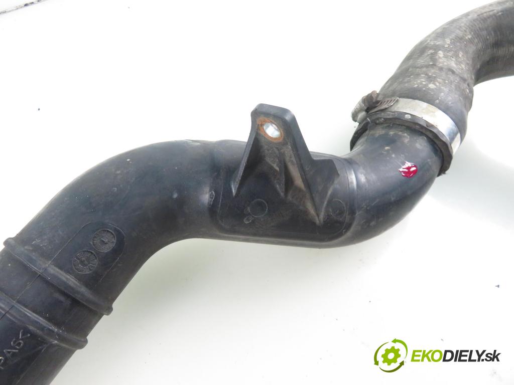 FIAT SEDICI (189_) CROSSOVER 2007 88,00 1.9 D Multijet 120 4x4 - D19AA 1910,00 Rúra intercoolera turba 1366079J50