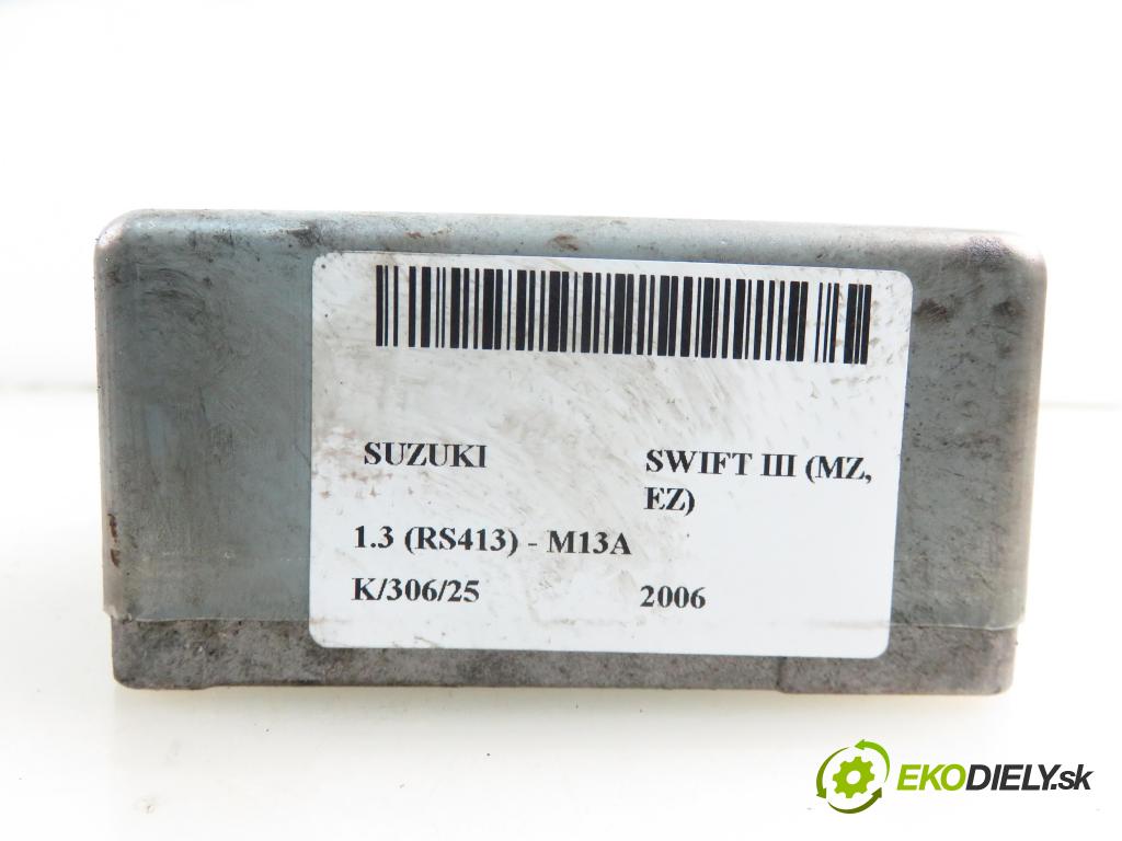 SUZUKI SWIFT III (MZ, EZ) HB 2006 67,00 1.3 91 - M13A 1328,00 Riadiaca jednotka servočerpadlo 3872063J1 (Riadiaca jednotka)