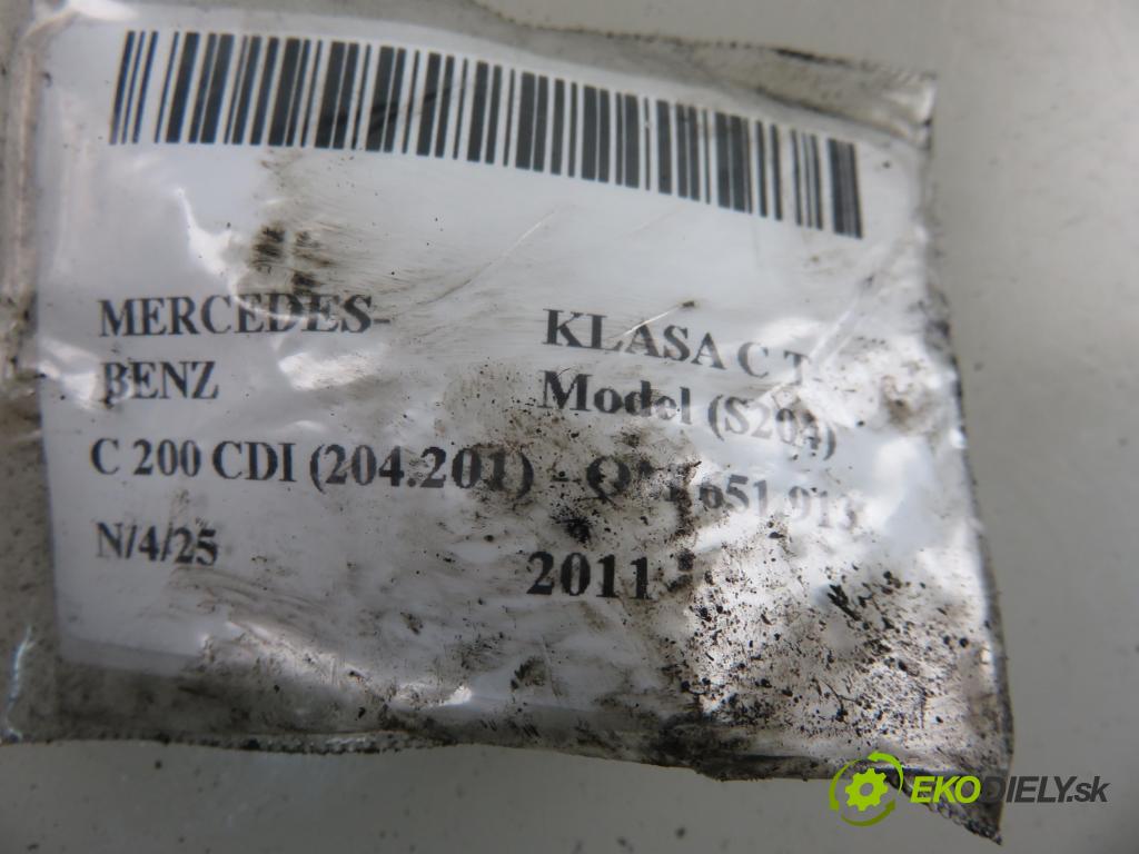MERCEDES-BENZ KLASA C T-Model (S204) KOMBI 2011 100,00 C 200 CDI 136 (204.201) - OM 651.913 2143,00 vstrekovač 28342997 (Vstrekovač paliva)
