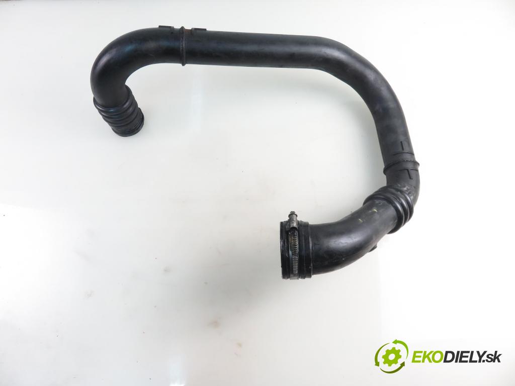 RENAULT MASTER II Skrzynia (FD) FURGON 2004 73,00 2.5 dCi 100 - G9U 754 2464,00 Rúra intercoolera turba 8200230579B