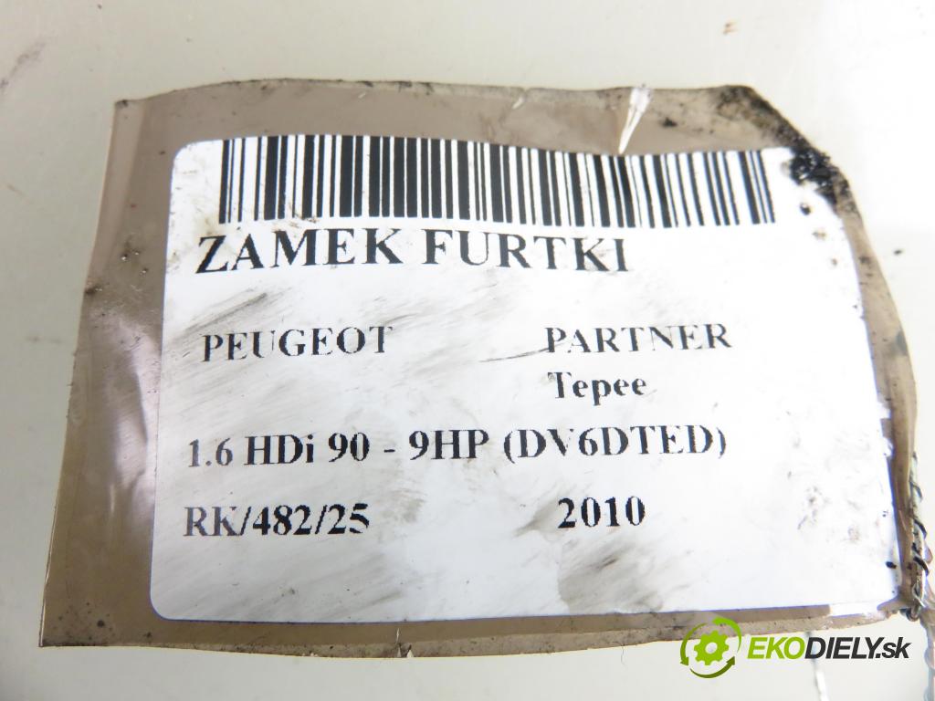 PEUGEOT PARTNER Tepee KOMBIVAN 2010 68,00 1.6 e-HDi 90 8V - 9HP (DV6DTED) 1560,00 zámok dveří kufr EL. 9671153780